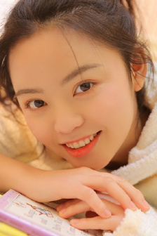 消失的她